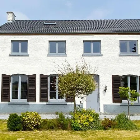 Holiday home Les De Rozelie