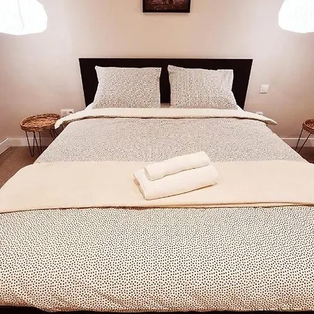 Holiday home Les De Rozelie *