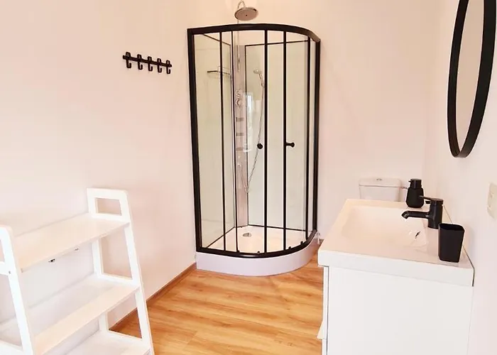 Les De Rozelie בית נופש *